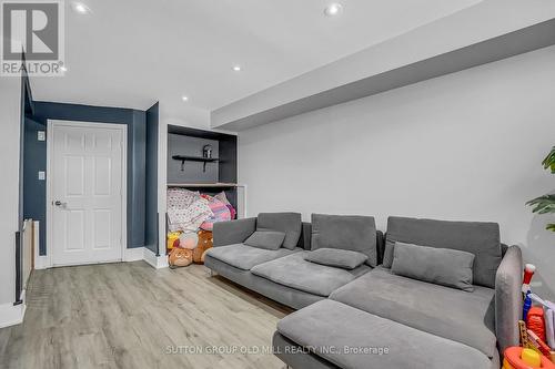 1879 Sandgate Crescent, Mississauga, ON - Indoor