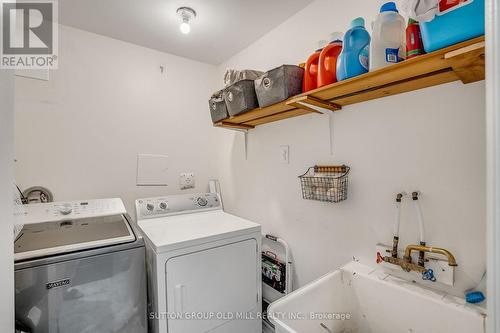 1879 Sandgate Crescent, Mississauga, ON - Indoor Photo Showing Laundry Room