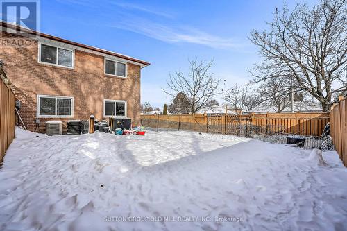 1879 Sandgate Crescent, Mississauga, ON - Outdoor