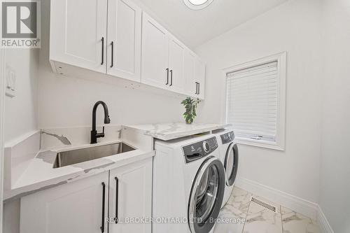 215 Black Maple Court, Kitchener, ON - Indoor Photo Showing Laundry Room