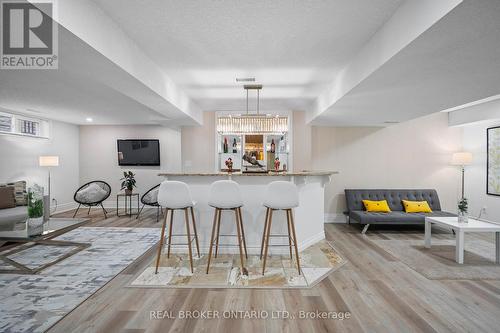 215 Black Maple Court, Kitchener, ON - Indoor