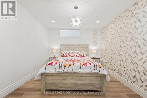 215 Black Maple Court, Kitchener, ON - Indoor Photo Showing Bedroom