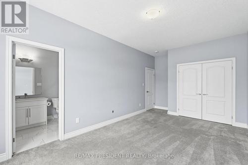 3624 Earlston Cross, London South, ON - Indoor Photo Showing Other Room