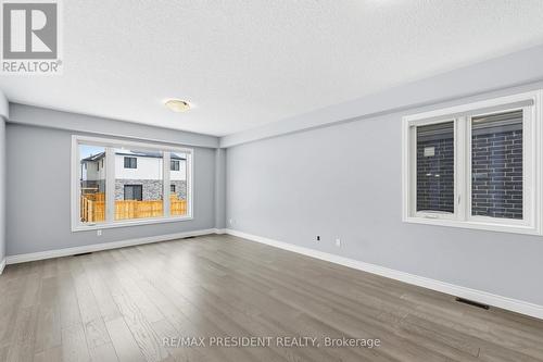 3624 Earlston Cross, London South, ON - Indoor