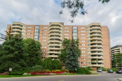 409-50 Baif Boulevard  Richmond Hill, ON L4C 5L1