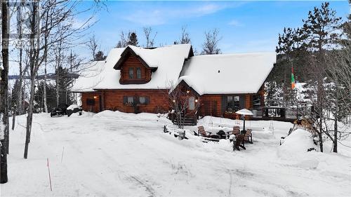 28 BEAVER POND Road  Elliot Lake, ON P5A 2J7