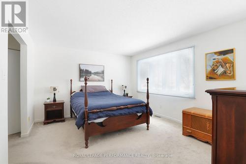10 Ellisson Way, Ottawa, ON - Indoor Photo Showing Bedroom