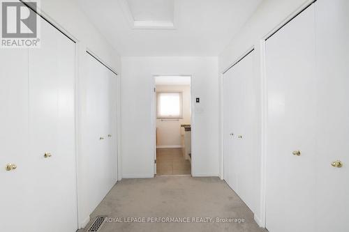 10 Ellisson Way, Ottawa, ON - Indoor Photo Showing Other Room