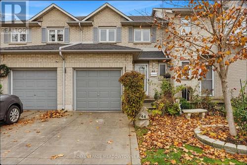 44 - 1 ROYALWOOD COURT  Hamilton, ON L8E 4Y3