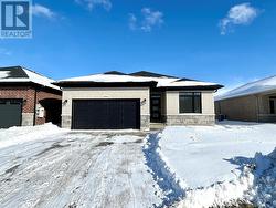 134 STONECREST BOULEVARD  Quinte West (Sidney Ward), ON K8R 0B4