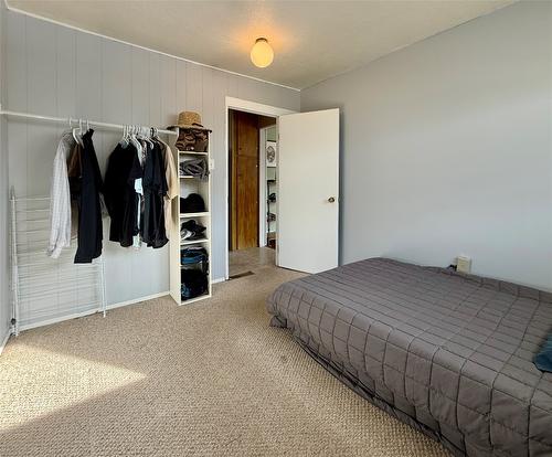 367 Fortier Street, Kimberley, BC - Indoor Photo Showing Bedroom