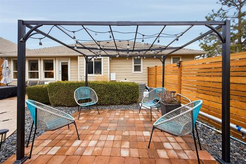 331 Quilchena Drive, Kelowna, BC - Outdoor With Exterior