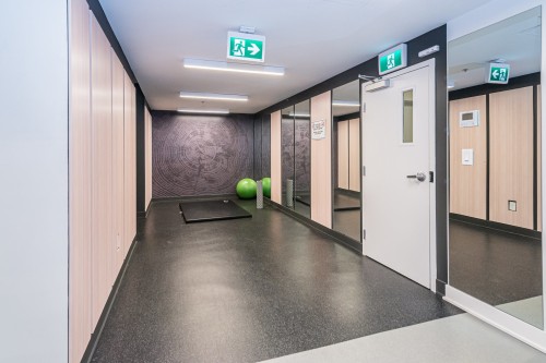 Exercise Room - 605-350 Rue Eleanor, Montréal (Le Sud-Ouest), QC - Indoor Photo Showing Other Room