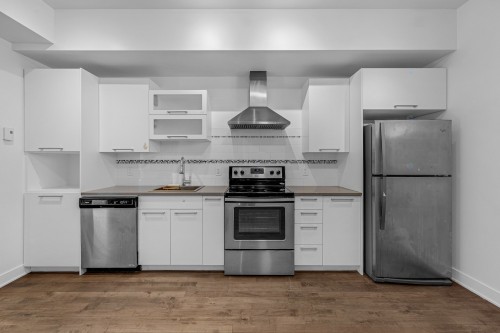 Cuisine - 104-1208 Rue Du Fort, Montréal (Ville-Marie), QC - Indoor Photo Showing Kitchen With Upgraded Kitchen