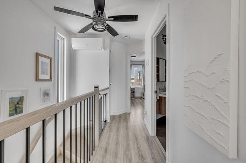 Passageway - 77 Rue Morin, Scott, QC - Indoor Photo Showing Other Room