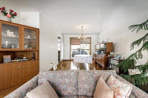 Salle à manger - 357 Rue Frontenac, Dollard-Des-Ormeaux, QC - Indoor Photo Showing Living Room