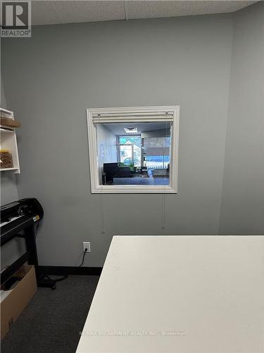 302 Brucedale Avenue, Hamilton, ON 