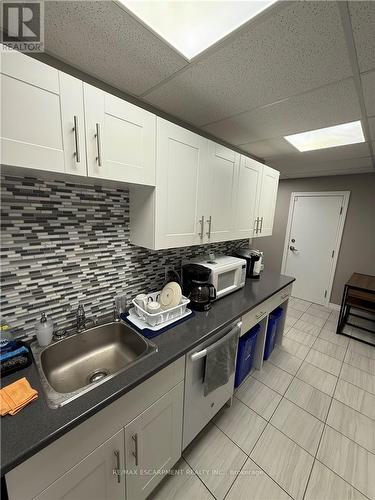 302 Brucedale Avenue, Hamilton, ON 