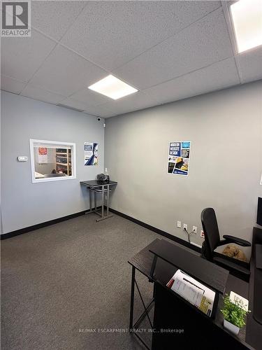 302 Brucedale Avenue, Hamilton, ON 