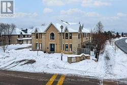 170 - 455 APACHE COURT  Mississauga, ON L4Z 3W8