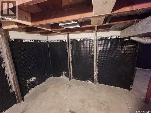 3303 Dewdney Avenue, Regina, SK - Indoor Photo Showing Basement