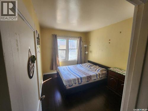 3303 Dewdney Avenue, Regina, SK - Indoor Photo Showing Bedroom