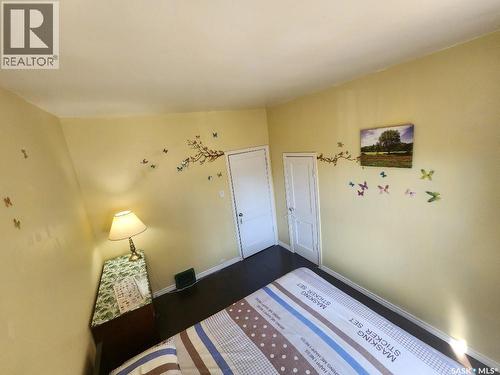 3303 Dewdney Avenue, Regina, SK - Indoor Photo Showing Bedroom