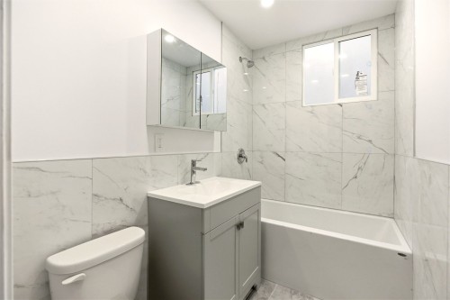 Salle de bains - 6-7431 Rue De Lanaudière, Montréal (Villeray/Saint-Michel/Parc-Extension), QC - Indoor Photo Showing Bathroom