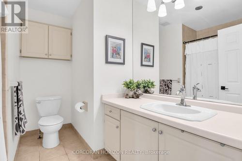 41 Tinatawa Court, Kitchener, ON - Indoor Photo Showing Bathroom