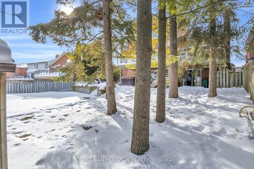 41 Tinatawa Court, Kitchener, ON - Outdoor