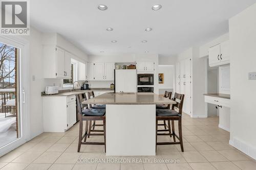 41 Tinatawa Court, Kitchener, ON - Indoor Photo Showing Kitchen