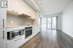 2910 - 87 PETER STREET  Toronto, ON M5V 0P1
