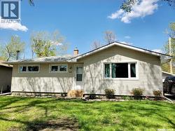44 McCusker AVENUE  Regina, SK S4R 4L6