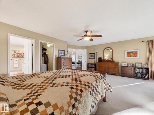 220 Ronning Cl Nw, Edmonton, AB - Indoor Photo Showing Bedroom