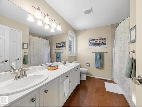 220 Ronning Cl Nw, Edmonton, AB - Indoor Photo Showing Bathroom