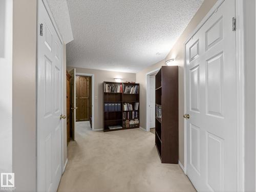 220 Ronning Cl Nw, Edmonton, AB - Indoor Photo Showing Other Room