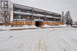 63 CONROY Crescent Unit# 52  Guelph, ON N1G 2V5