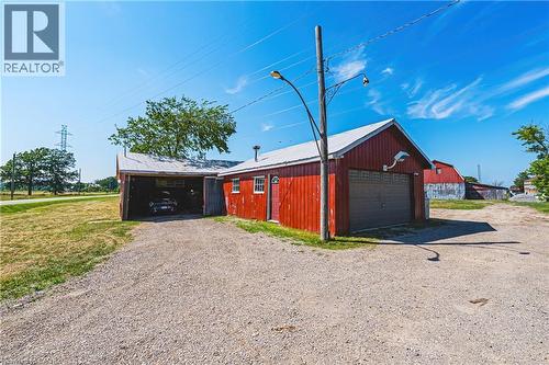 7721 Concession 5 Road, Caistor Centre, ON - Outdoor
