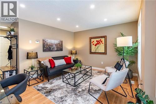 503 Dansbury Drive, Waterloo, ON - Indoor Photo Showing Living Room