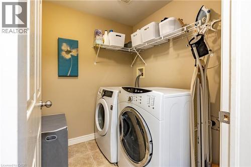 503 Dansbury Drive, Waterloo, ON - Indoor Photo Showing Laundry Room