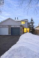 230 NORTHMINSTER COURT N  Oshawa, ON L1G 7M6