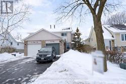 230 NORTHMINSTER COURT N  Oshawa, ON L1G 7M6