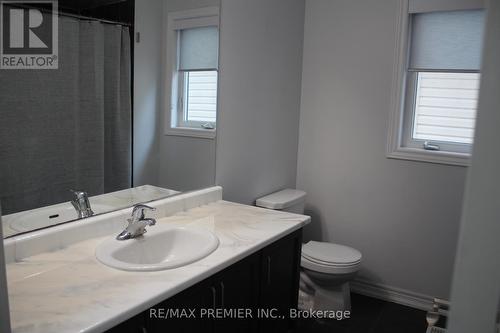 51 Mullholland Avenue, Cambridge, ON - Indoor Photo Showing Bathroom