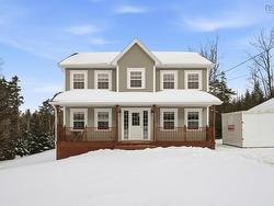 83 Arrowhead Drive  Middle Sackville, NS B4E 0H9