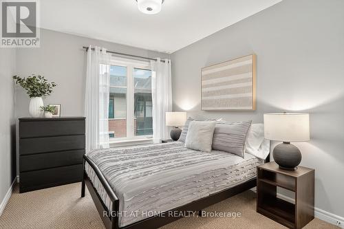 521 Chaperal Private N, Ottawa, ON - Indoor Photo Showing Bedroom