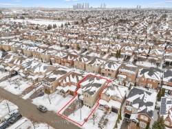 47 Amparo Drive  Vaughan, ON L4H 2L7