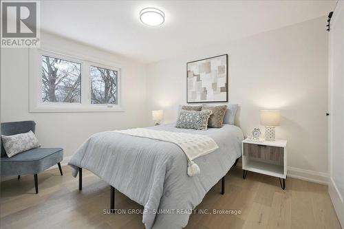 3637 Haven Glenn, Mississauga, ON - Indoor Photo Showing Bedroom