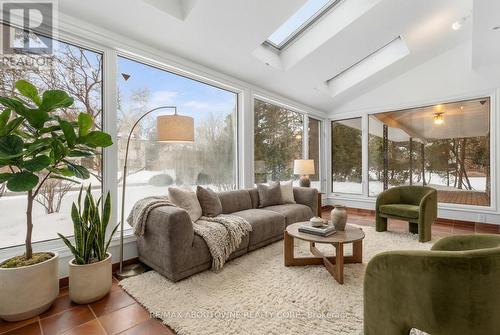 145 Wolfdale Avenue, Oakville, ON - Indoor Photo Showing Living Room