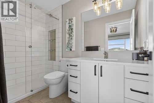 Ensuite Bathroom - 35 Wolf Hollow Park Se, Calgary, AB - Indoor Photo Showing Bathroom