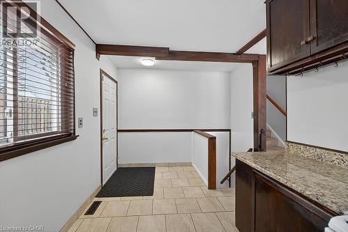 16 Golden Orchard Drive, Hamilton, ON - Indoor